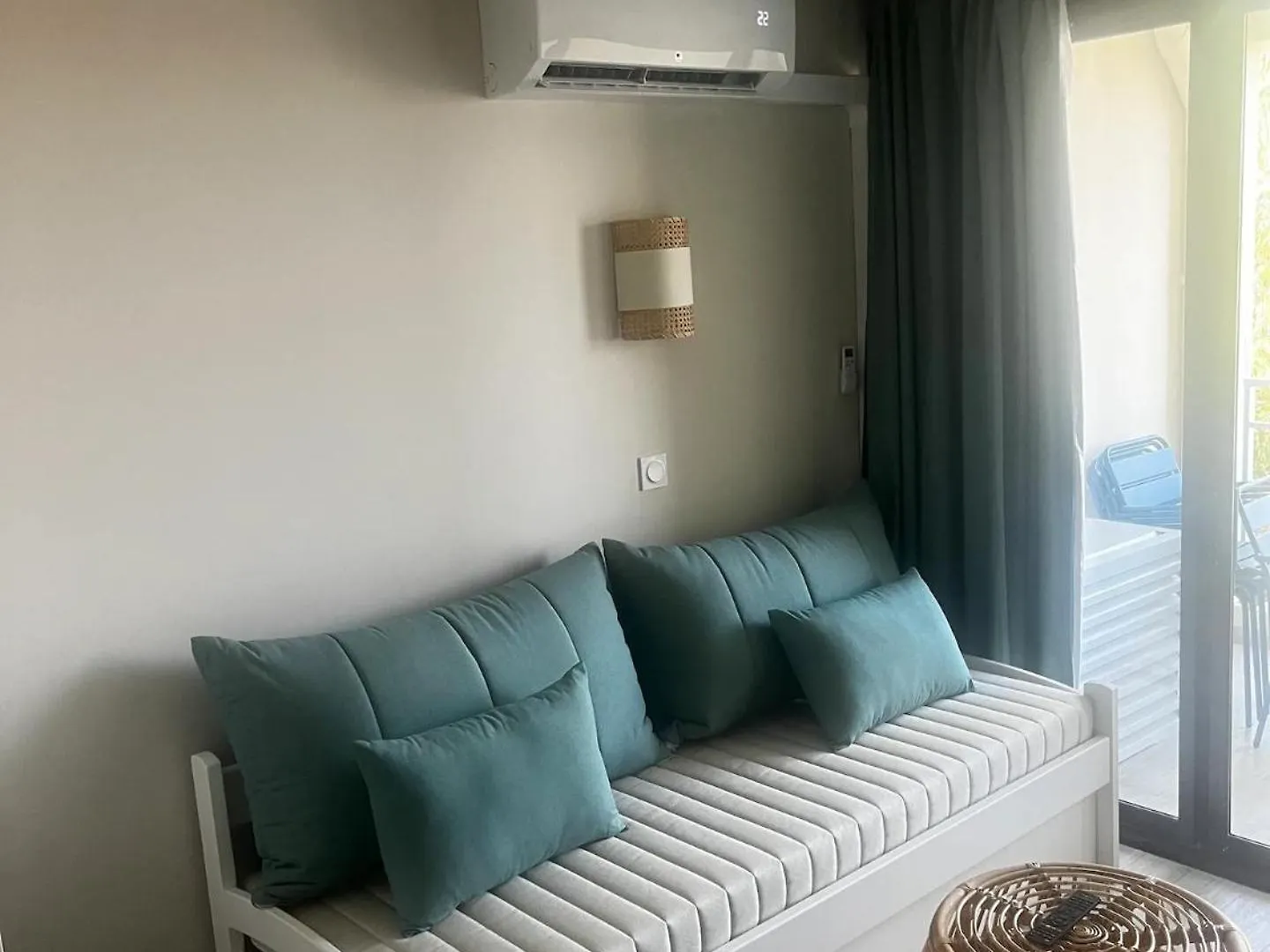 Studio A Cannes Vue Mer Refait A Neuf Avec Piscine 0*,